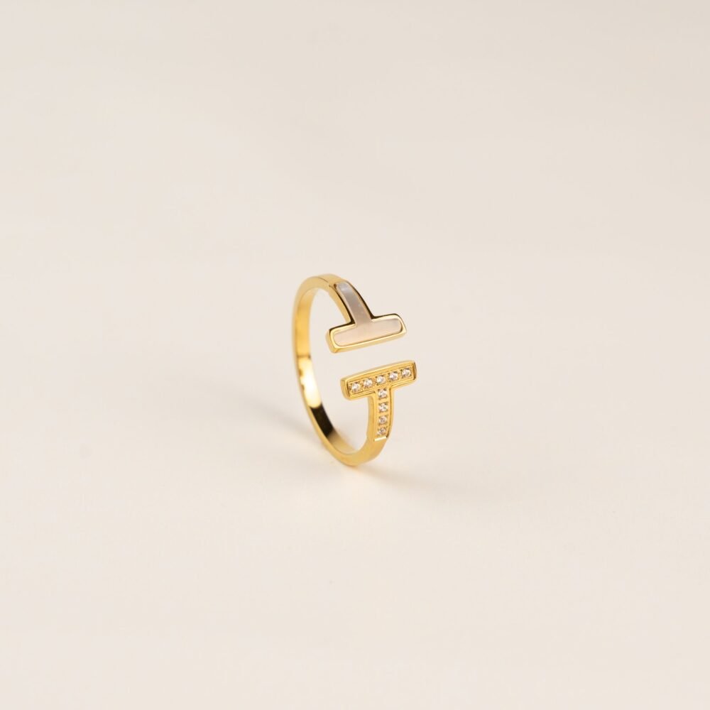 Velora Ring